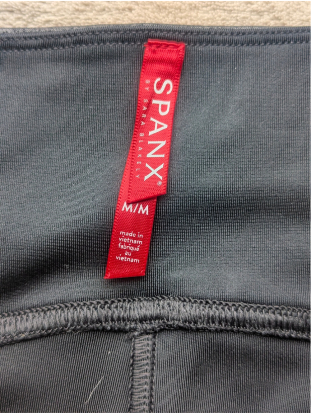 Spanx Black Faux Leather Quilted Moto Leggings Size Medium - Picture 6 of 13